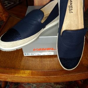 Vaneli "Qalila" leather espadrille sneaker